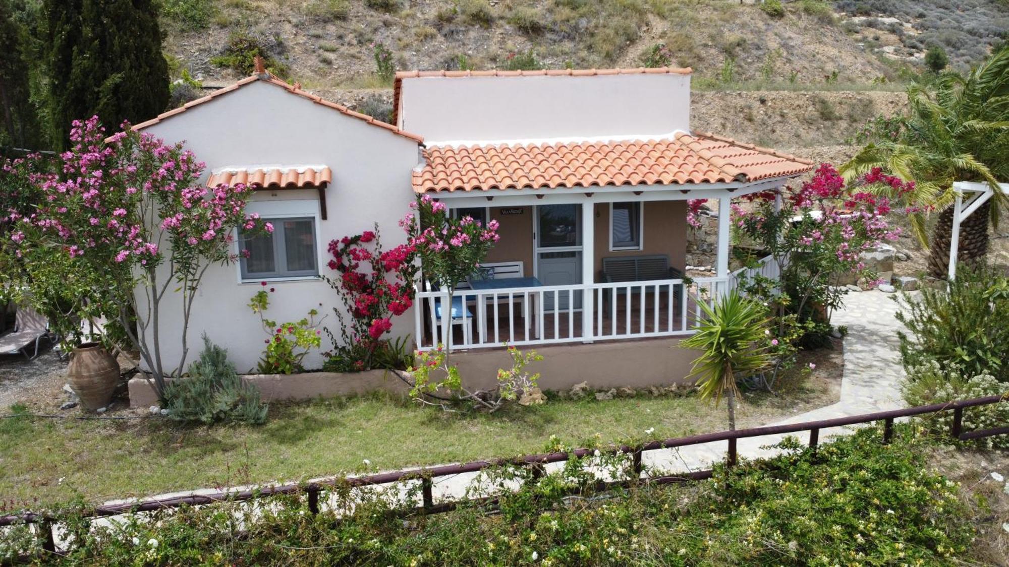 Vaia Villas Мохлос Екстериор снимка